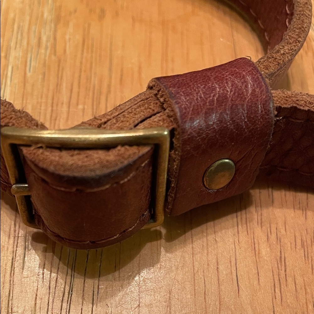 Portland Leather Circle Crossbody - Picture 9 of 14